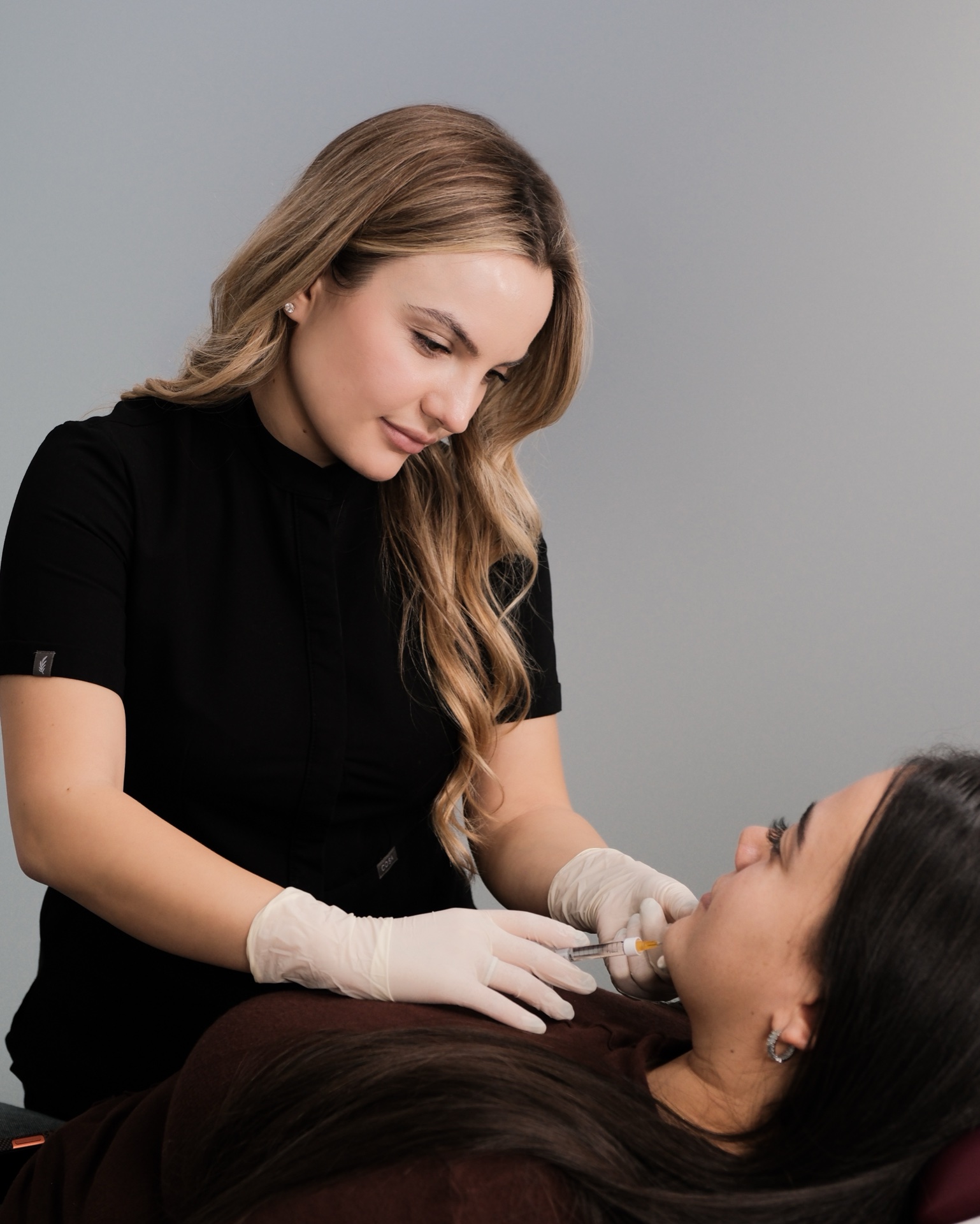 Dr. Sindi Bendo — chin filler